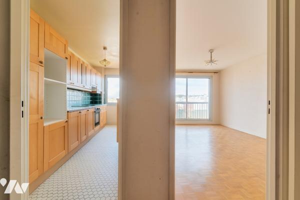 Vincennes : Appartement 2 pièces 55.63 m2 avec balcon