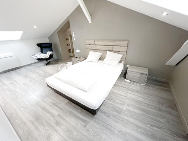 Propriete 10 pièce(s) 6 chambre(s) 369 m²