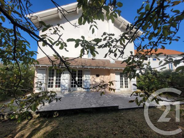 Maison à vendre  7 pièces - 208 m2 LOUHANS - 71