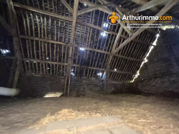 Vente                                                      Ferme
                        
                     5 pièces                      135 m2                     à Châteaubourg