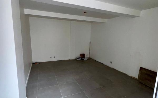 Appartement à vendre    1 pièce • 20 m2 Gennevilliers