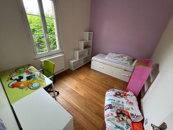 33100 BORDEAUX - Appartement  meublé de type 3 au 1er étage -