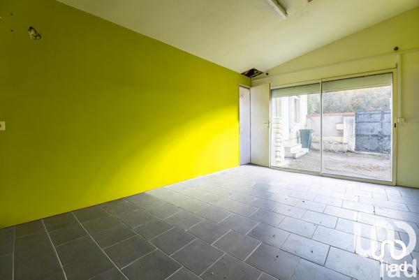 Maison à vendre 13 pièces 179 m² Marseille-en-Beauvaisis