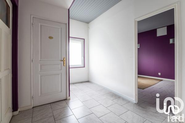 Maison à vendre 13 pièces 179 m² Marseille-en-Beauvaisis