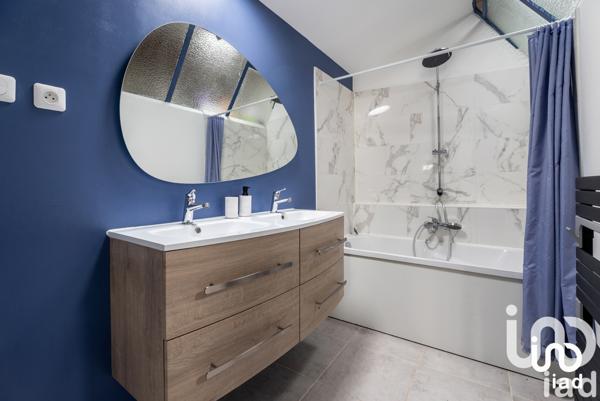 Maison à vendre 13 pièces 179 m² Marseille-en-Beauvaisis