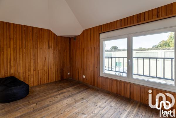 Maison à vendre 13 pièces 179 m² Marseille-en-Beauvaisis