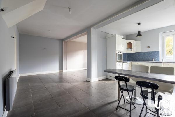 Maison à vendre 13 pièces 179 m² Marseille-en-Beauvaisis