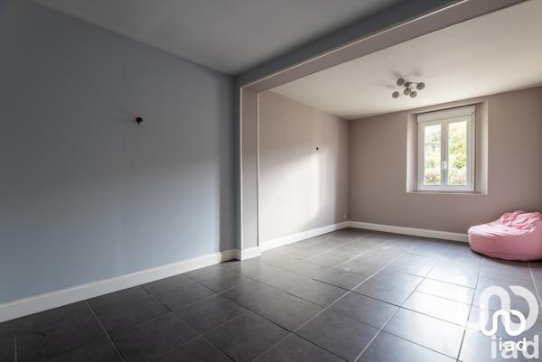 Maison à vendre 13 pièces 179 m² Marseille-en-Beauvaisis