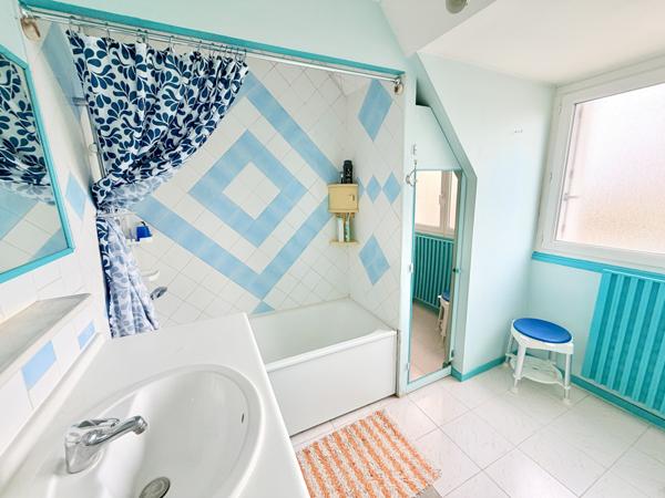 Maison 5 pièces - 94 m² Exclusivité efficity