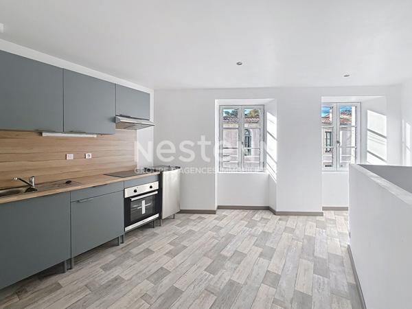 A LOUER - Appartement rénové, centre ville Fontenay le Comte