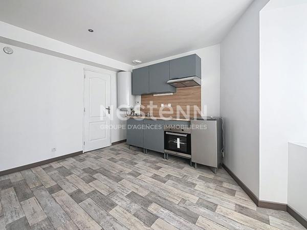 A LOUER - Appartement rénové, centre ville Fontenay le Comte