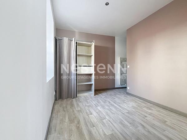 A LOUER - Appartement rénové, centre ville Fontenay le Comte