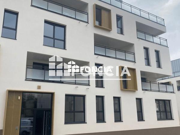 Location Appartement 3 pièces 70.07 m² - 5 RUE JULES MARTIN Chartres 28000