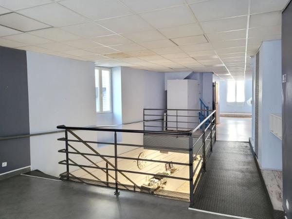 Petit Immeuble - multiples facultés DESCARTES CTRE