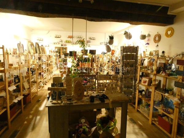 Immeuble commercial de 115 m²