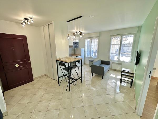 Saint-Fargeau-Ponthierry (77310) A louer studio meublé à Saint-Fargeau-Ponthierry