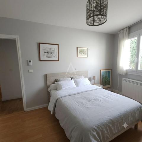 TOULOUSE,CÖTE PAVEE T4/5 DANS UNE PETITE RESIDENCE
