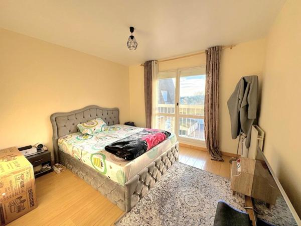 Appartement 107 M2- 5 pièces- 4 chambres - Limay 78520