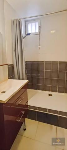 Vente                                                      Appartement
                        
                     5 pièces                      101 m2                     à Bondoufle