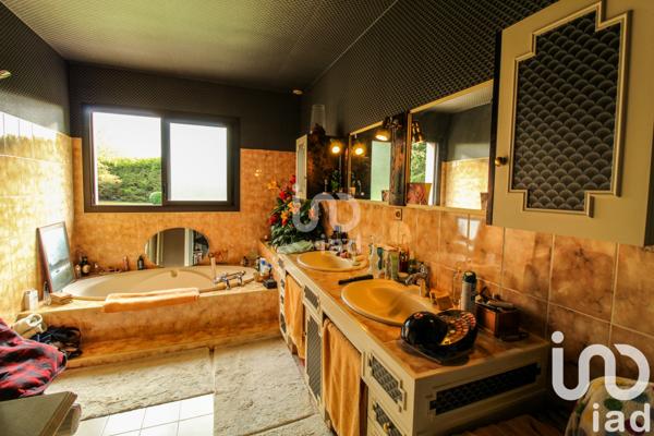 Maison à vendre 6 pièces 154 m² Saint-Avertin