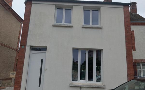 Maison à vendre    3 pièces •  Lorris