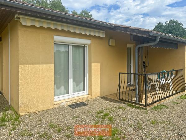 2 PAVILLONS DE PLAIN-PIED COMPOSES DE 4 APPARTEMENTS T2, PARKING ET JARDIN AUTOUR.