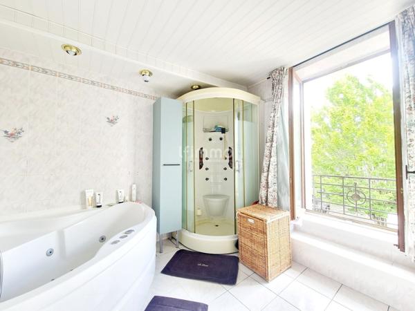 Maison à Saint Leu La Foret de 170 m2