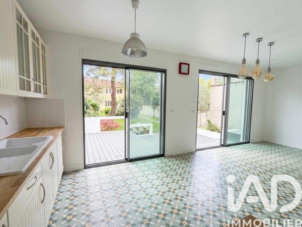 Maison à vendre 10 pièces 230 m² Clamart