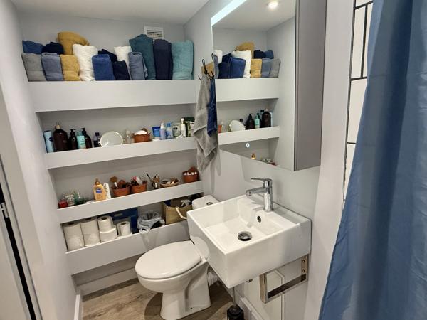 Saint-Vite (47500) Saint Vite Maison en pierre avec 3 chambres, maison des ami et jardin