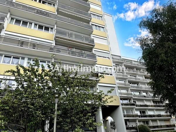 Vente                                                      Appartement
                        
                     4 pièces                      76 m2                     à Le Havre