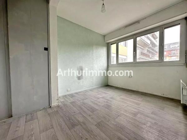 Vente                                                      Appartement
                        
                     4 pièces                      76 m2                     à Le Havre