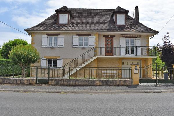 Maison Terrasson La Villedieu 7 pièce(s) 146 m2