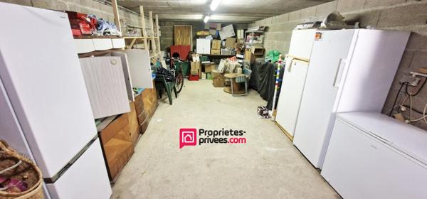 Pavillon 126 m² - 6 pièces - 5 chambres ? sous-sol total ? terrasses - garages et dépendances