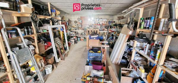 Pavillon 126 m² - 6 pièces - 5 chambres ? sous-sol total ? terrasses - garages et dépendances