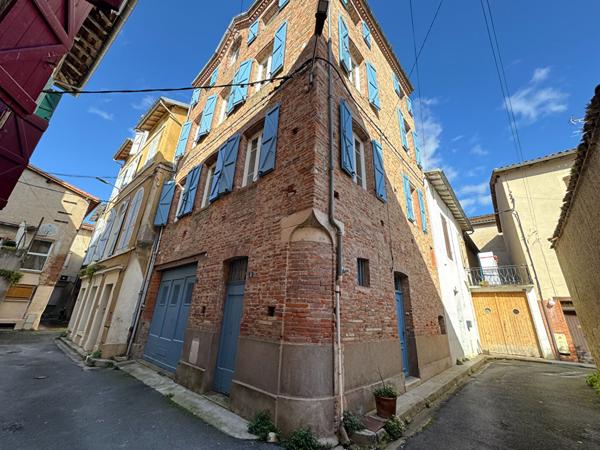 GAILLAC . Maison de +/- 143 m²