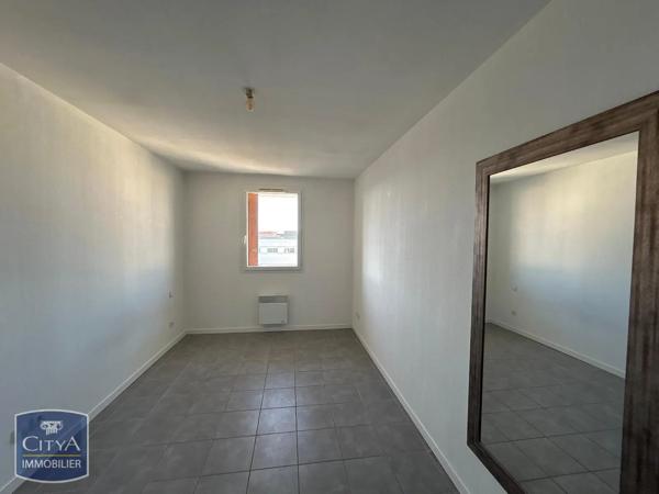 Appartement à louer 3 pièces 59.82m² Nîmes (30900)