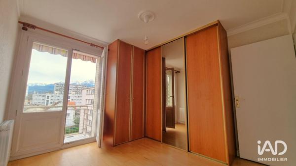 Location appartement 3 pièces 58 m² Grenoble