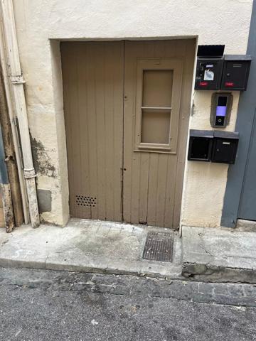 Location                                                      Garage
                        
                                         20 m2                     à Perpignan