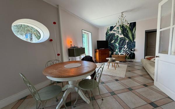 Maison à vendre    4 pièces •  La Rochelle