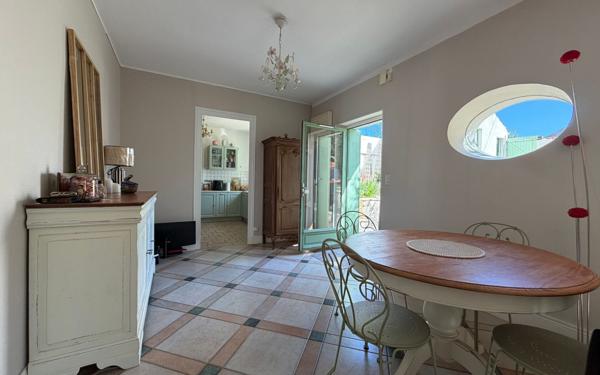 Maison à vendre    4 pièces •  La Rochelle