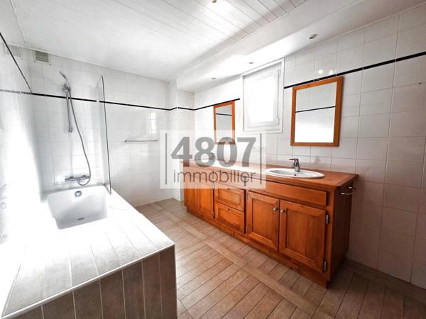 Maison à vendre à Monnetier-Mornex (74560)