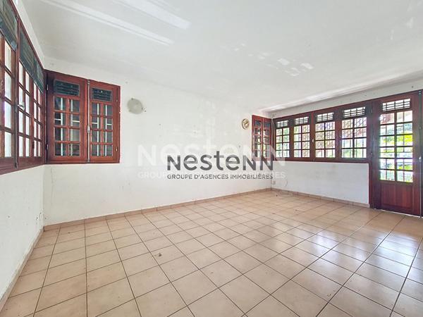 A VENDRE UNE MAISON COMPOSEE DE DEUX T3 A LA RETRAITE BAIE-MAHAULT