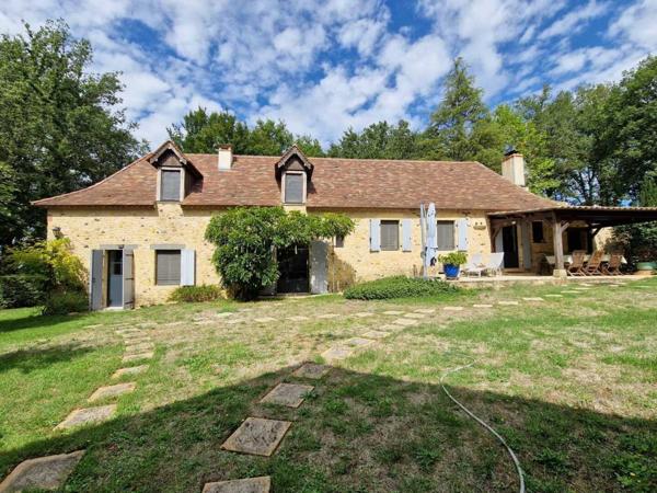Maison ancienne - Le bugue Propriété de caractère sur les hauteurs de la Vallée de la Vézère en Perigord Noir.
