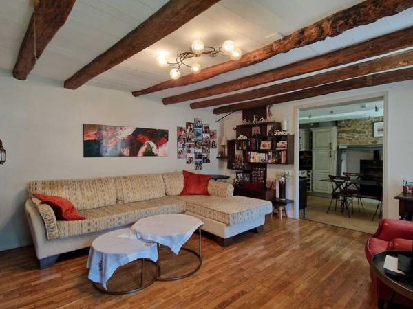Maison ancienne - Le bugue Propriété de caractère sur les hauteurs de la Vallée de la Vézère en Perigord Noir.