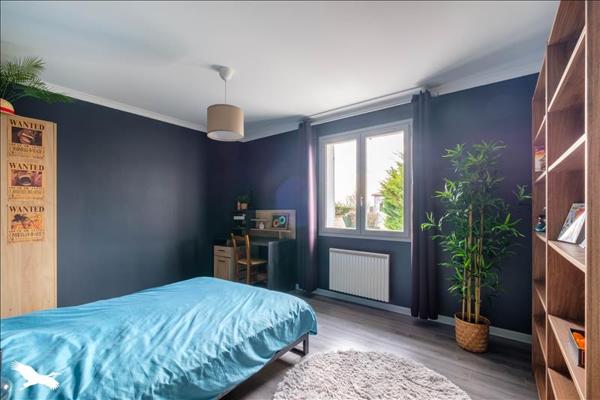 Maison à vendre |  Meyzieu |  5 pièces | 167,4 m²