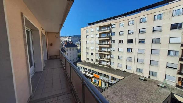Appartement à louer à Chambéry (73000)