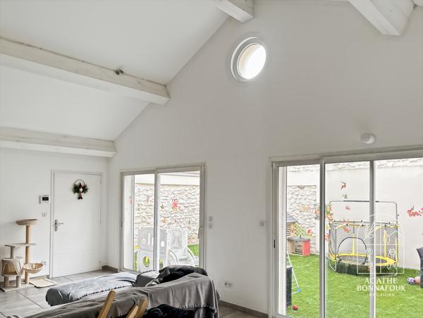 Châteaurenard (13160) Appartement T3 de 82m2, terrasse 49m2, 2 places stationnements