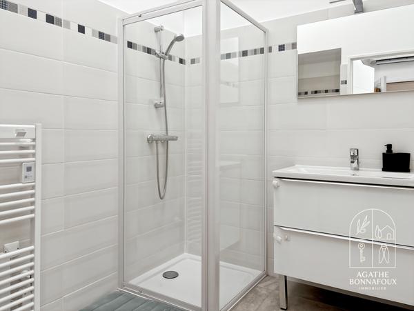 Châteaurenard (13160) Appartement T3 de 82m2, terrasse 49m2, 2 places stationnements