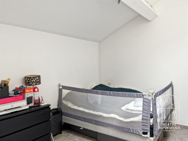 Châteaurenard (13160) Appartement T3 de 82m2, terrasse 49m2, 2 places stationnements