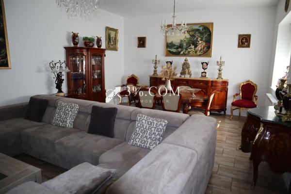 Maison 8 pièce(s) 4 chambre(s) 204 m²